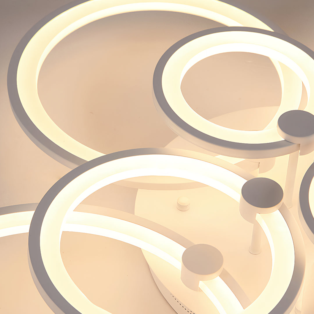 Plafonniers semi-encastrés élégants avec anneaux superposés uniques