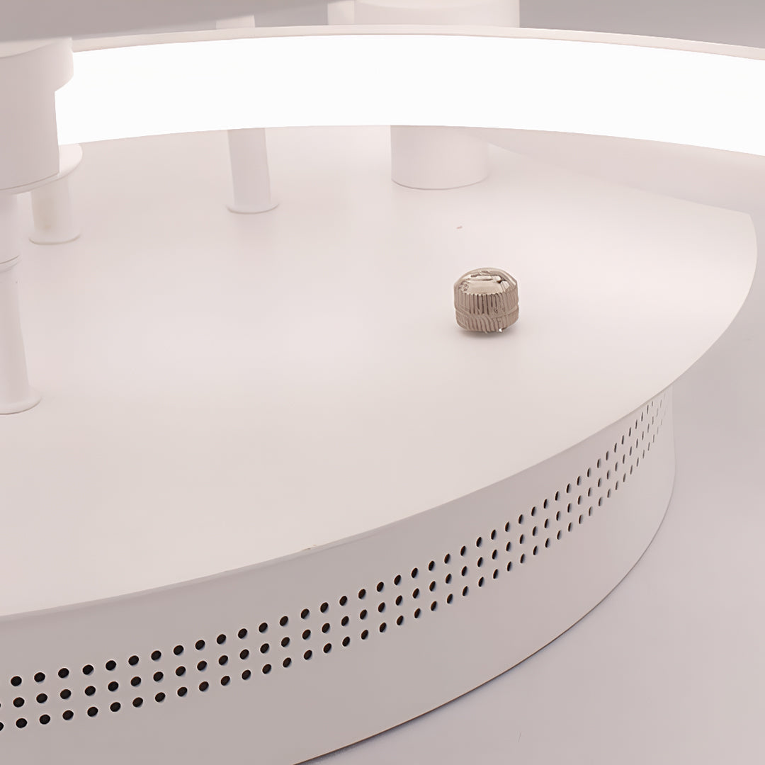 Plafonniers semi-encastrés élégants avec anneaux superposés uniques